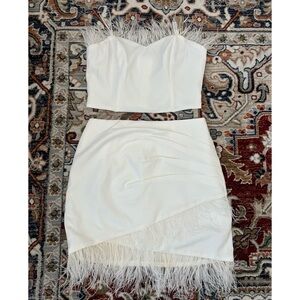 DO+BE Crop Top/Skirt Size M NWT